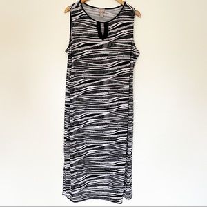 Chico’s Maxi Dress Black and White Abstract Pattern Size L 16